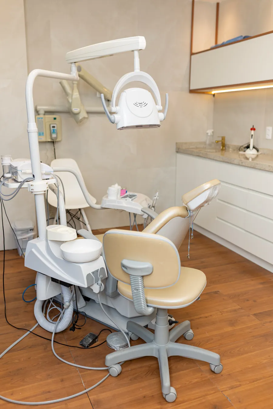 Sala de atendimento com a cadeira odontológica