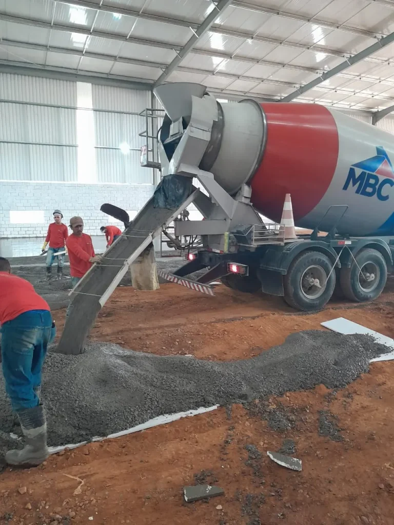 Lançamento de concreto para piso polido