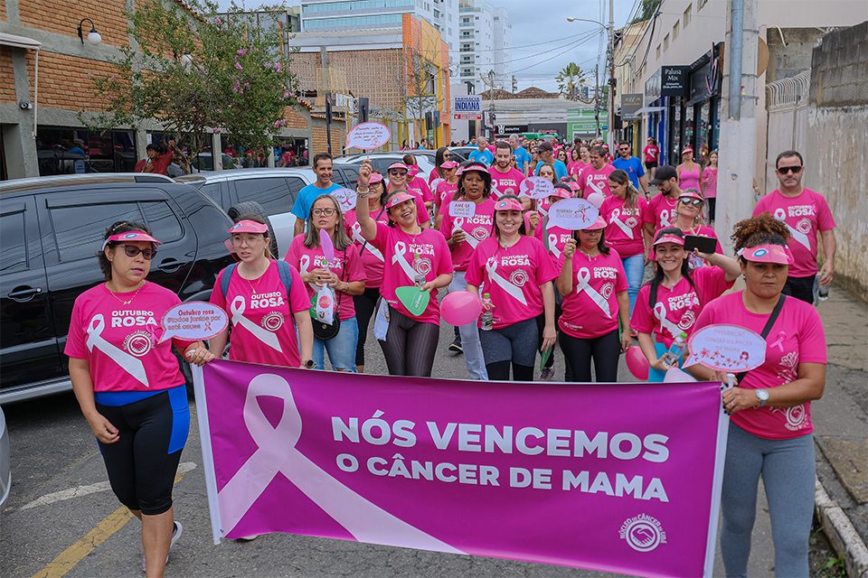 Caminhada de Outubro Rosa 2022