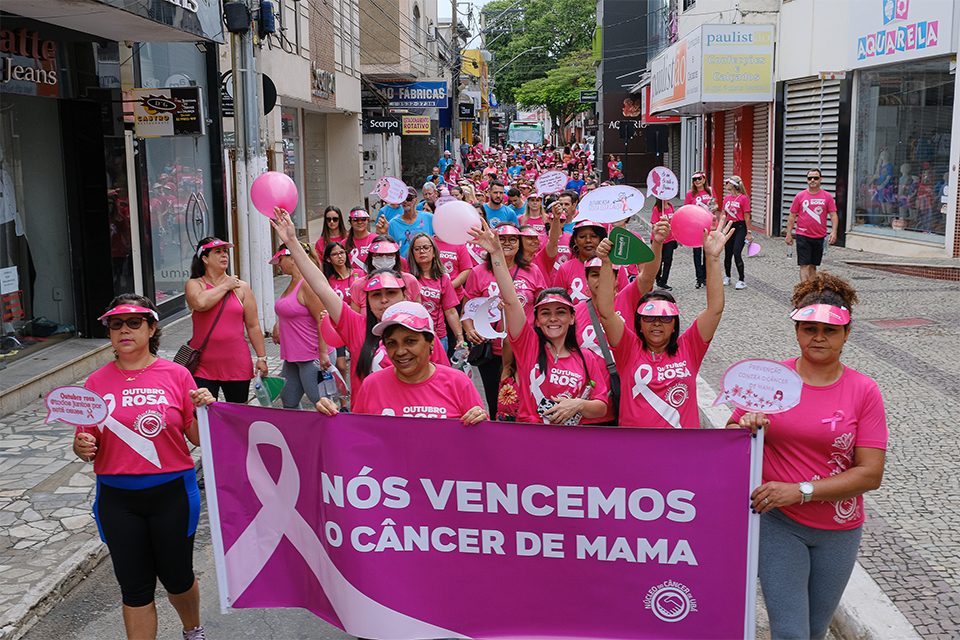 Caminhada de Outubro Rosa 2022
