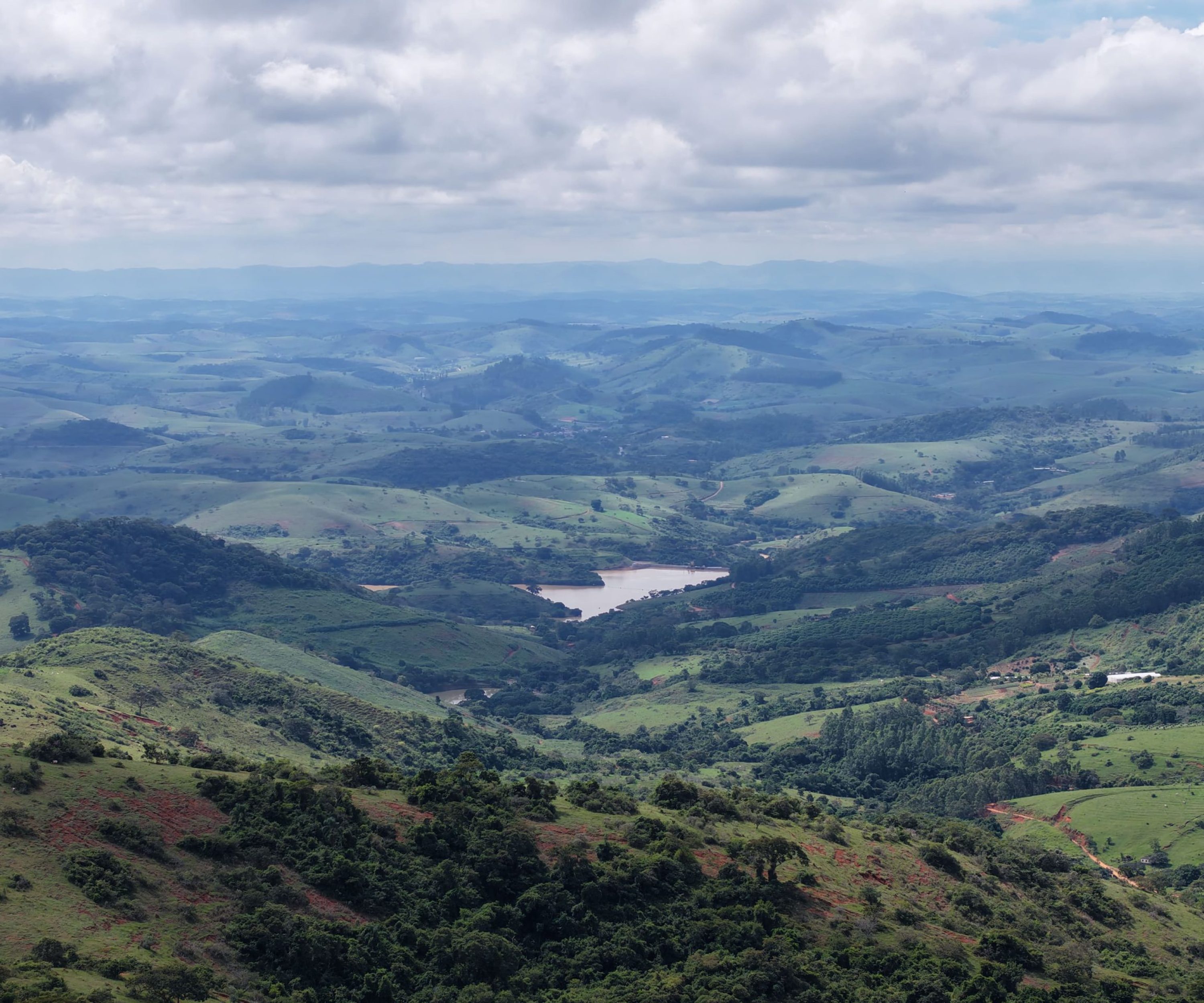 dji_fly_20250418_124644_0040_1745007411787_photo-experiencias-raizes-e-memorias